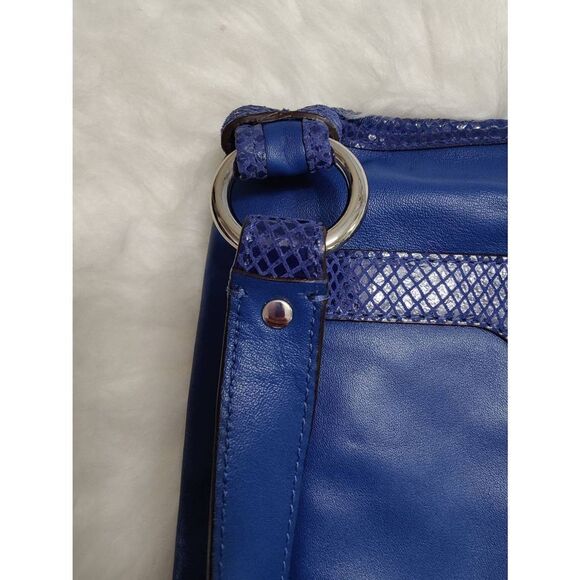 NWOT Cobalt Blue Leather Coach Crossbody - Picture 6 of 8